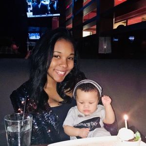 Meet your Posher, Whitney